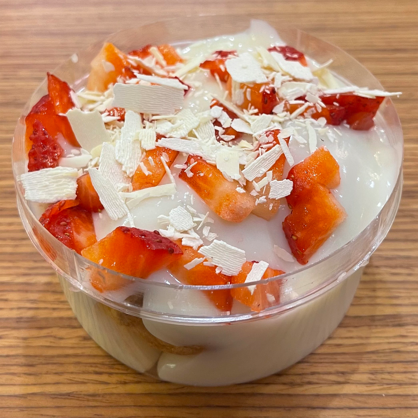 WEISSE SCHOKOLADE ERDBEEREN