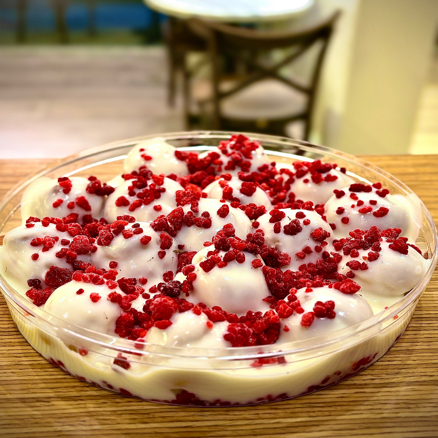 WEISSE SCHOKOLADE HIMBEERE
